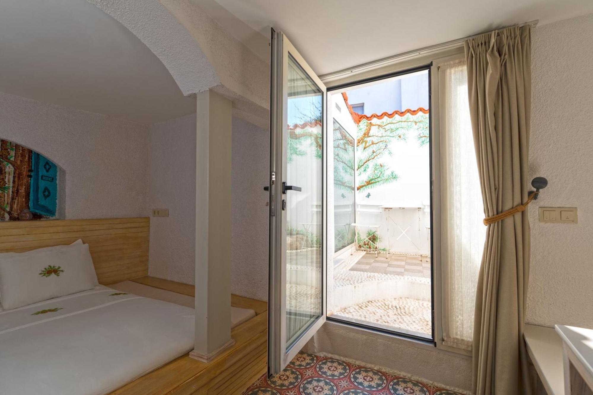 Sigacik Gardenya Buti̇K Otel Екстер'єр фото